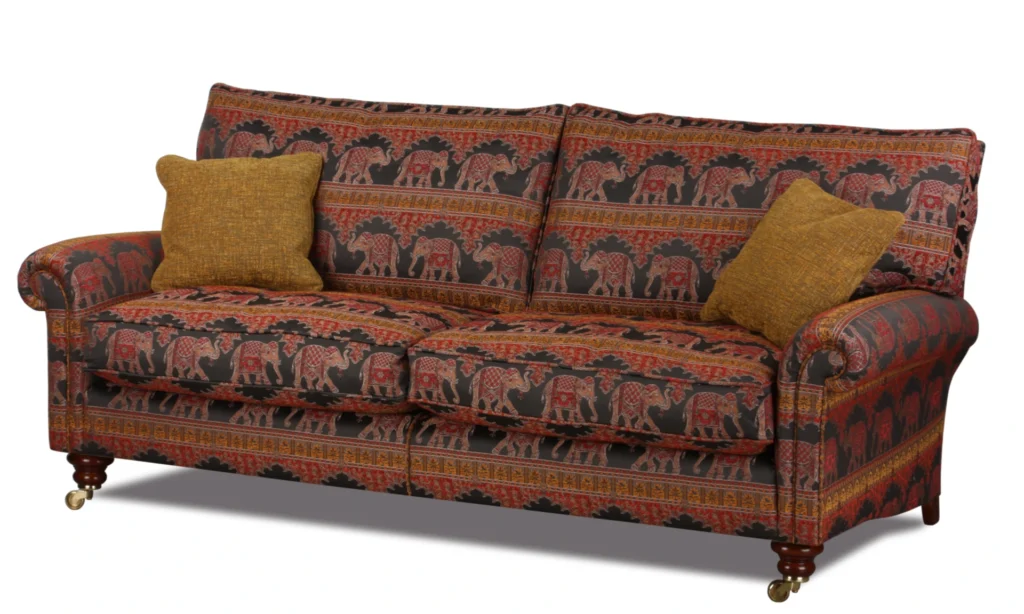 Sofa mit Elefanten-Stoffmuster, handgefertigt in orientalischem Stil